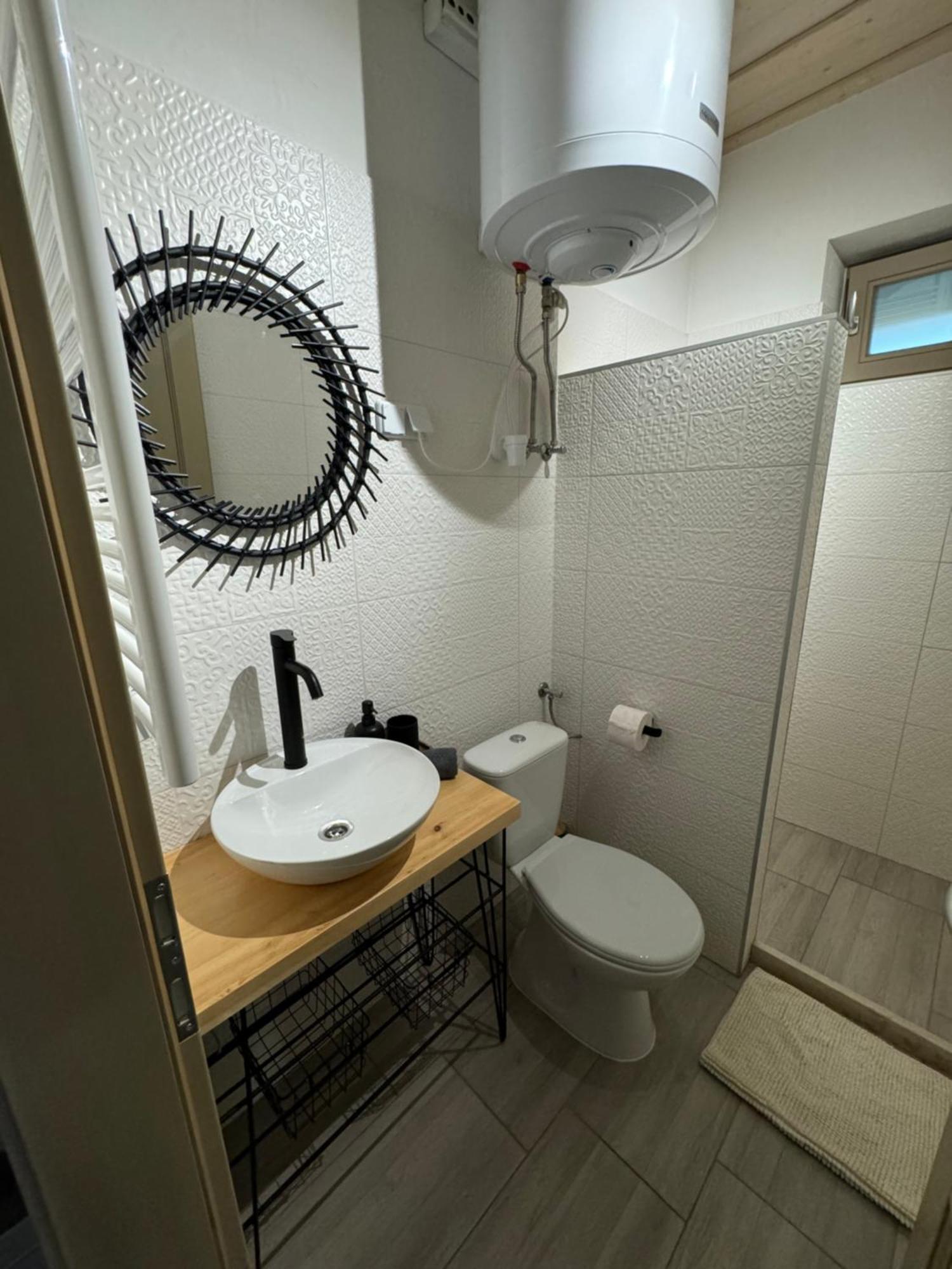 Pres-Lak Apartment Tarjan Ngoại thất bức ảnh